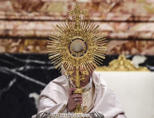 Papież: kapłan roztacza smak Boga i przekazuje nadzieję 