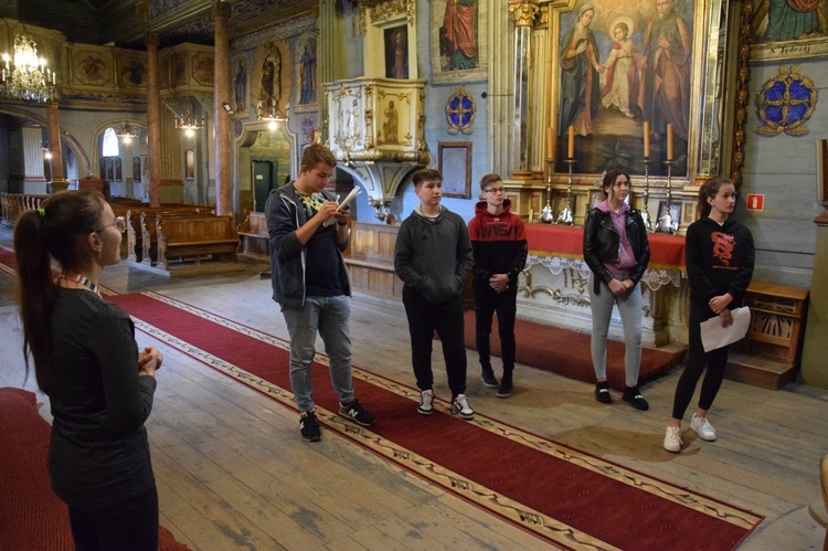 Wiejska gra terenowa z kard. Stefanem Wyszyńskim