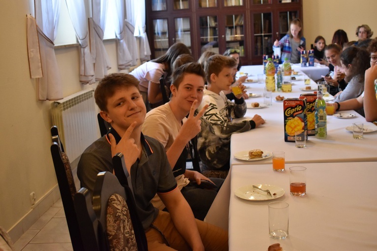Wiejska gra terenowa z kard. Stefanem Wyszyńskim