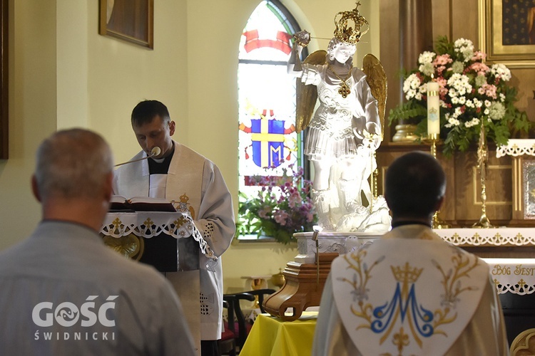 Rozpoczęcie peregrynacji figury św. Michała Archanioła w Świebodzicach