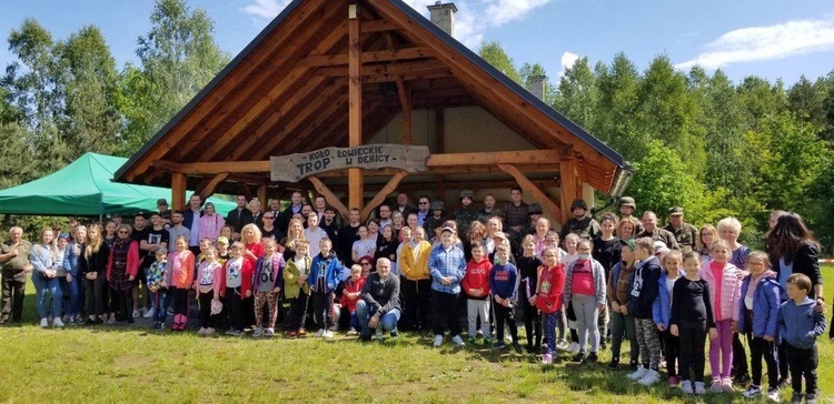 Myśliwi pamiętają o dzieciach