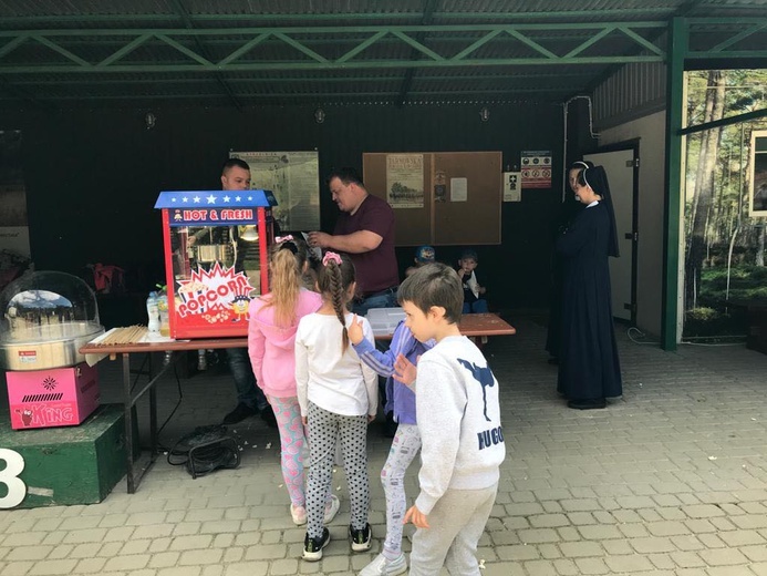 Myśliwi pamiętają o dzieciach