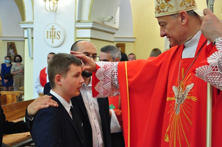 Bierzmowanie w Żabnie