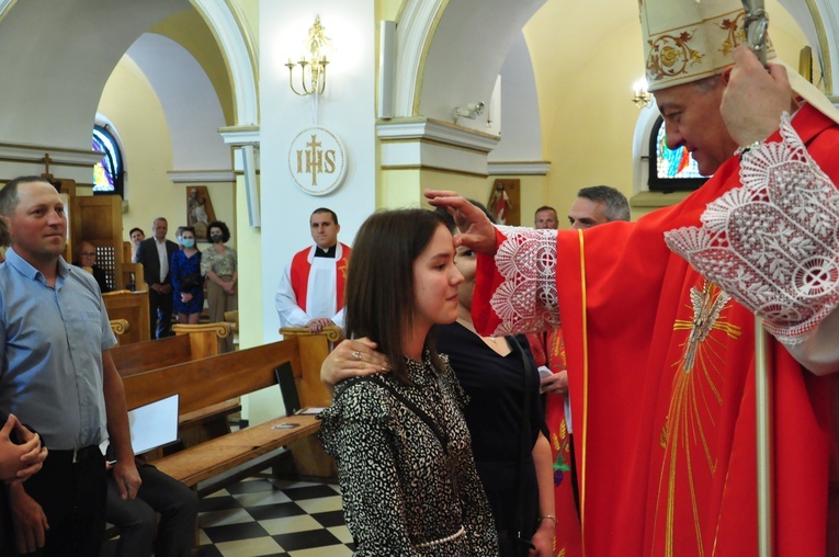 Bierzmowanie w Żabnie