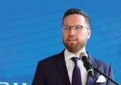 Dr Tymoteusz Zych jest rektorem nowej uczelni.