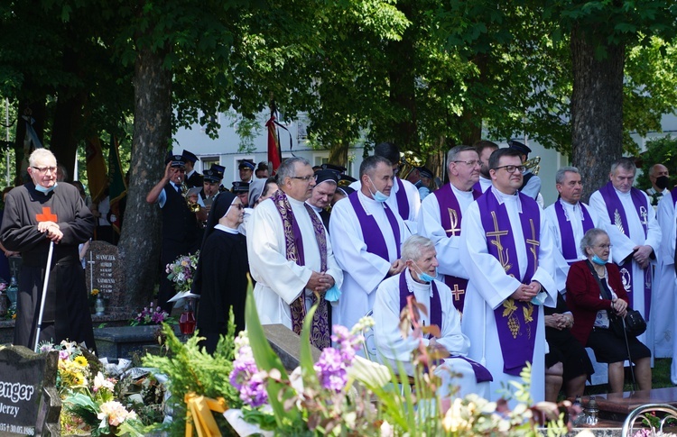 Pogrzeb śp. ks. prałata Augusta Duffka