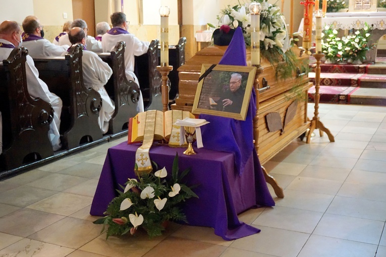 Pogrzeb śp. ks. prałata Augusta Duffka