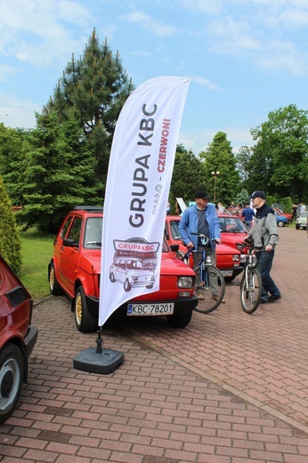 Zjazd starych samochodów w Brzesku