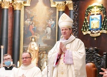 Dziękczynną Eucharystię abp Wojda odprawił w archikatedrze oliwskiej.
