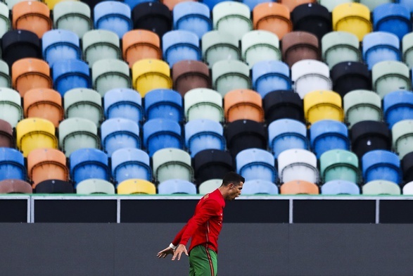 Cristiano Ronaldo przed mistrzostwami w formie. Radość po golu w sprawdzianie Portugalii z Izraelem