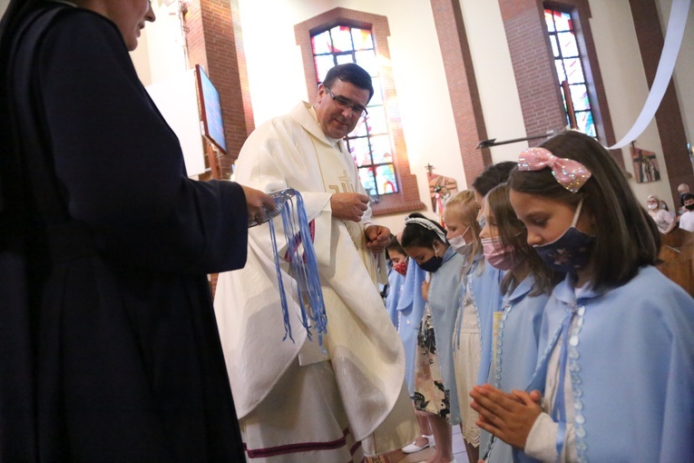 Brzesko. Przyjęcie ministrantów i deesemek