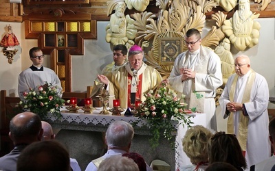 Małżonkowie, potrzeba nam świadectwa trwałości waszych związków