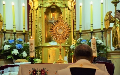 Była też adoracja Jezusa Eucharystycznego.