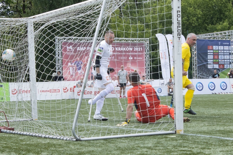 Amp Futbol Cup na Bemowie