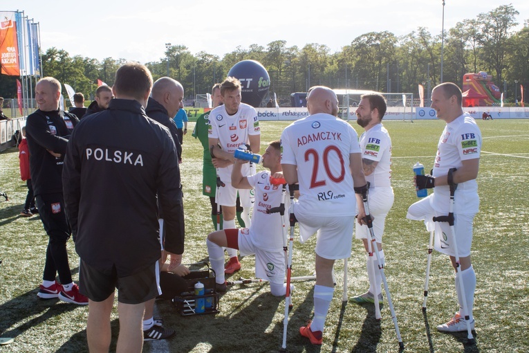 Amp Futbol Cup na Bemowie