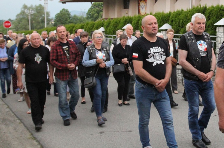 Relikwie św. Teresy od Dzieciątka Jezus i jej rodziców, Ludwika i Zelii Martin w Kalnej