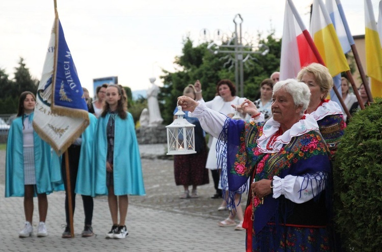 Relikwie św. Teresy od Dzieciątka Jezus i jej rodziców, Ludwika i Zelii Martin w Kalnej