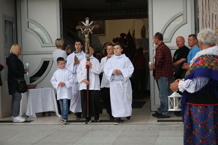 Relikwie św. Teresy od Dzieciątka Jezus i jej rodziców, Ludwika i Zelii Martin w Kalnej