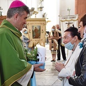 	W Mszy św. uczestniczyli tercjarze z całego regionu.