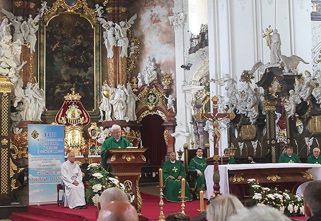 Wydarzenie zwieńczyła wspólna Eucharystia w bazylice.