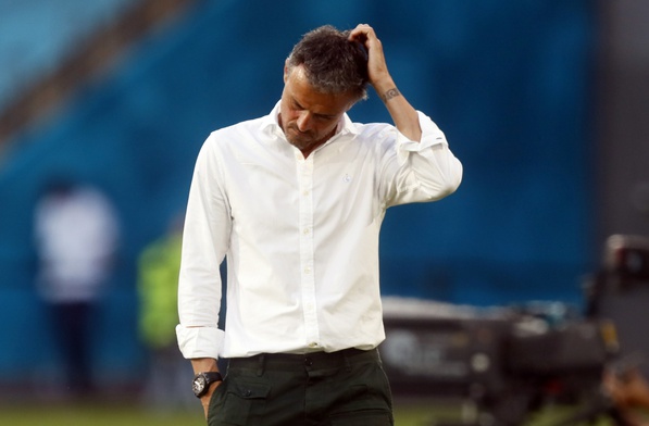 Selekcjoner Hiszpanii, Luis Enrique zastanawia się, czy mógł zrobić coś więcej... W Hiszpanii niedosyt po bezbramkowym meczu ze Szwecją.