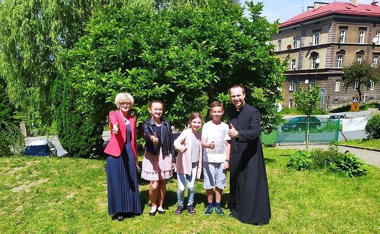 Konkursowi laureaci z katolickich placówek oświatowych w Cieszynie