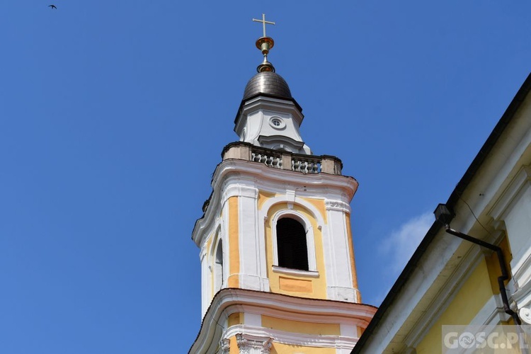 Poświęcenie zielonego "Zakątka u św. Mikołaja" w Głogowie