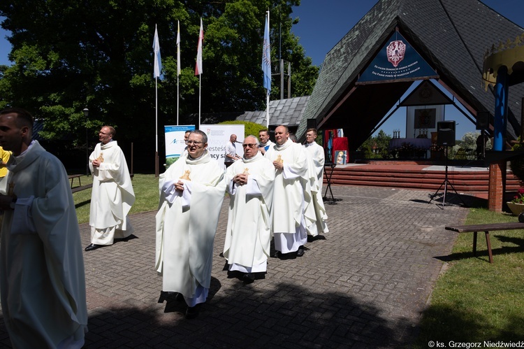 Pielgrzymka chorych i cierpiących oraz służby zdrowia do Rokitna