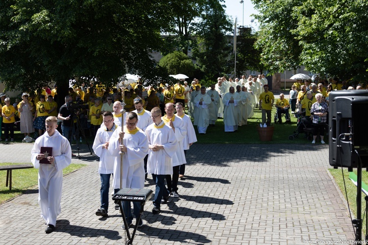 Pielgrzymka chorych i cierpiących oraz służby zdrowia do Rokitna