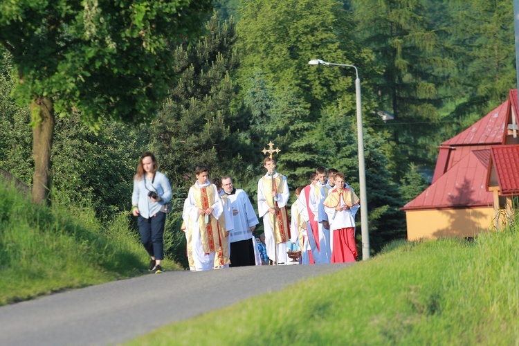 Organy i ołtarz w Pogwizdowie