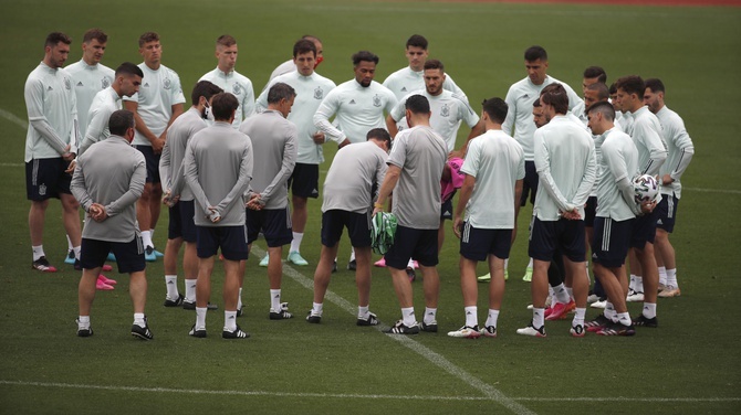 Ekipa Hiszpanii przygotowuje się do meczu z Polską w Las Rozas pod Madrytem.