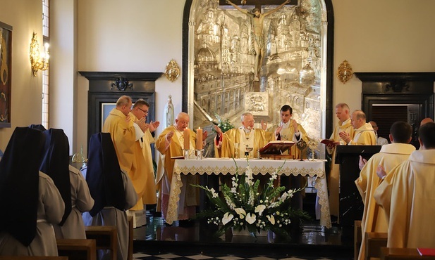 Należą do rodziny papieskiej. 100-lecie posługi sercanek w krakowskiej kurii