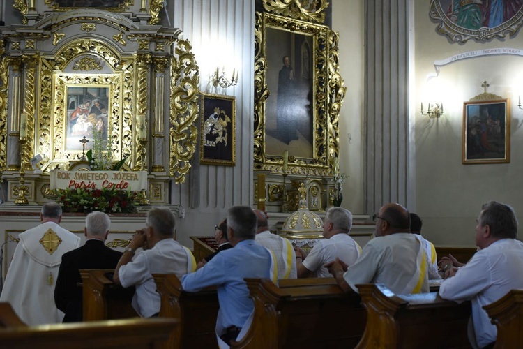 Nabożeństwo Drogi św. Józefa.