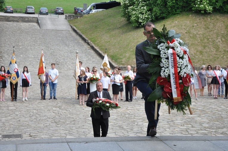 Pielgrzymka szkół im. Powstańców Śląskich na Górę Świętej Anny