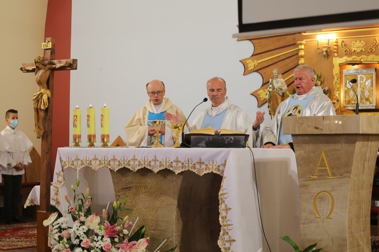 Jubileusze ks. Andrzeja Woźniaka i organisty Jarosława Wysogląda w Polance Górnej