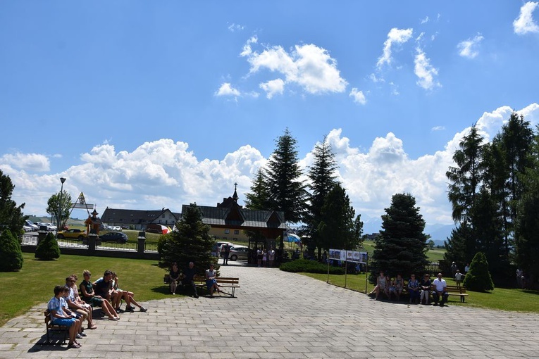 Abp Marek Jędraszewski na Bachledówce 