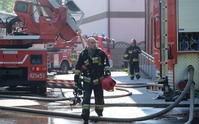 Chorzów: W pogorzelisku strażacy znaleźli zwłoki mężczyzny