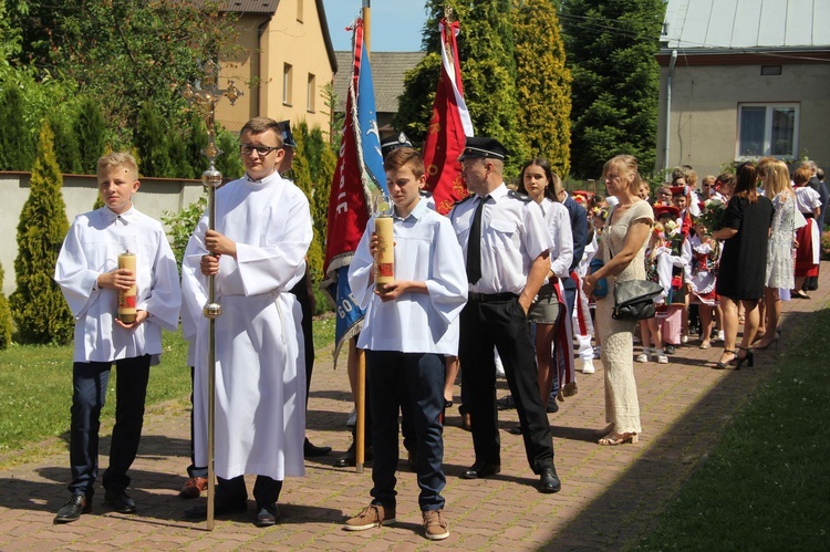 Góra Motyczna. Uroczyste wprowadzenie relikwii św. Jana Pawła II