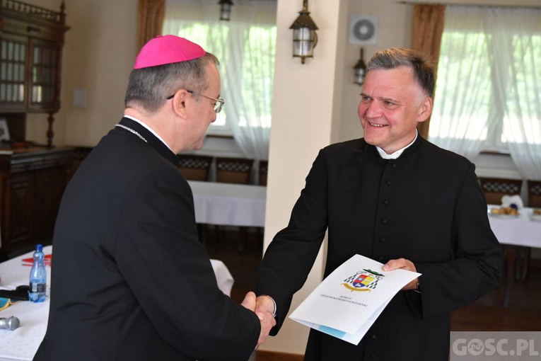 Dekrety dla proboszczów i administratorów