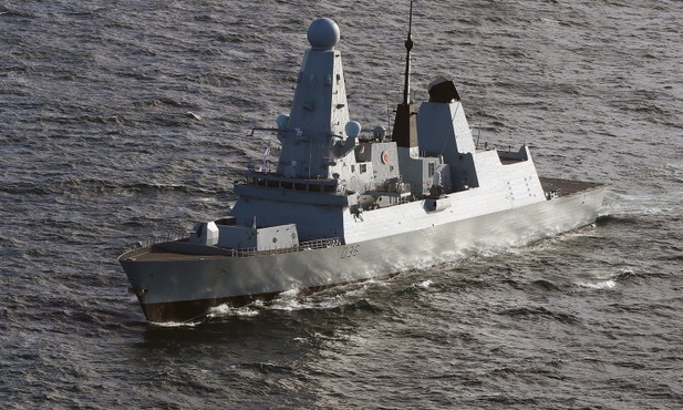 Rosyjski resort obrony: Brytyjski okręt "ostrzegawczo ostrzelany" na Morzu Czarnym