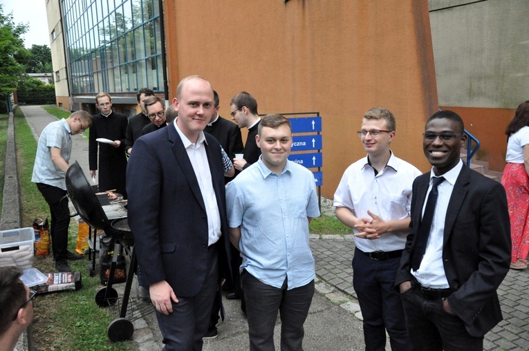 Ks. Radek, DAR i "Brakujący element"