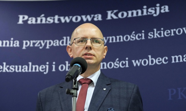 Państwowa komisja ds. pedofilii wystąpiła o informacje do watykańskiej Kongregacji Nauki i Wiary