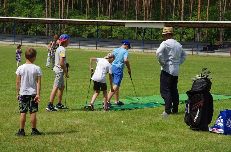 W Koprzywnicy powitali wakacje