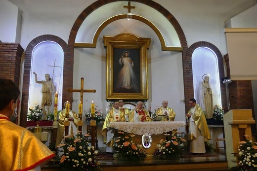 25-lecie parafii Miłosierdzia Bożego w Sułkowicach-Łęgu