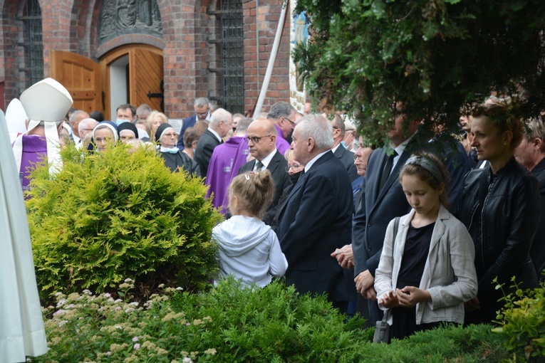 Pogrzeb śp. ks. infułata Edmunda Podzielnego