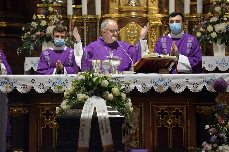 Pogrzeb śp. ks. infułata Edmunda Podzielnego