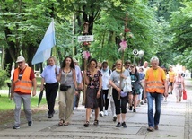 Pielgrzymi mają do pokonania niemal 120 km.