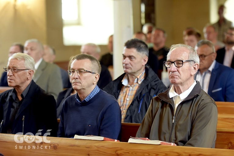 Pielgrzymka mężczyzn do sanktuarium Opiekuna Rodzin