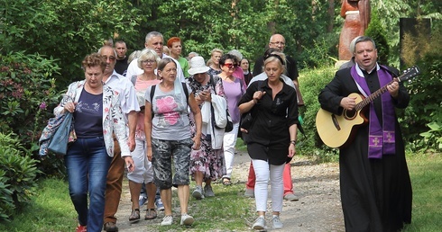Pielgrzymowaniem rozbudziliście naszą wioskę. 22. Pielgrzymka Świętych Gór