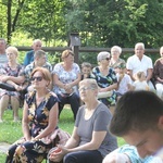 Lipnica Murowana. Poświęcenie figury Frasobliwego